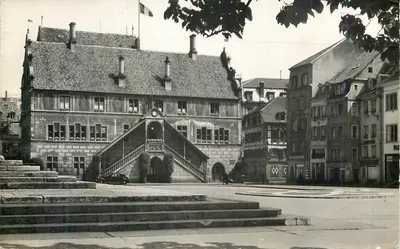 Urząd Miasta w Colmarze — widok z placu — wydawca nieidentyfikowany