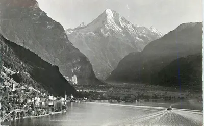 Lago de Thoune — vista panorâmica com montanhas nevadas — editor não visível
