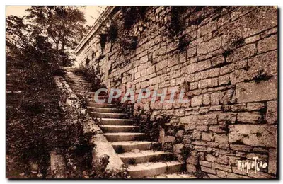Escalier de pierre à Brouage — Ville forte de Brouage — Éditeur Raymond Bergevin, La Rochelle