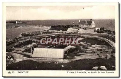 Roscoff — Viveiros de lagostas, no fundo: o Forte Blocon — n°13
