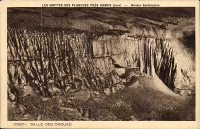 As Grutas das Planchas perto de Arbois (Jura) — Rio Subterrâneo — Sala dos Órgãos — n° 20625c