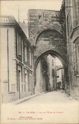 Valréas — Arco do Hotel de Simiane — Edição Artística