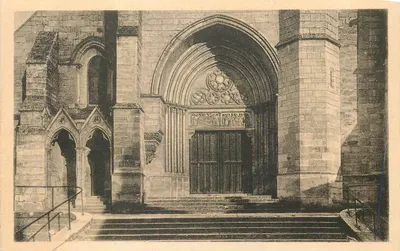 Portal da catedral — visão geral — editor não visível