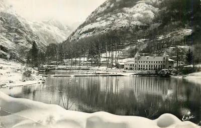 Érarc — Visão invernal do lago e do edifício — Érarc