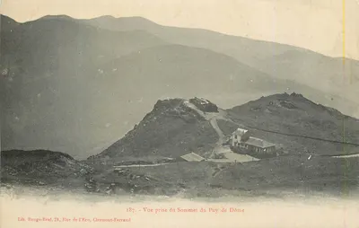 Vista tirada do Cume do Puy de Dôme — Lib. Bougé-Béal, 21 Rue de l'Écu, Clermont-Ferrand