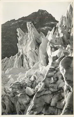 Glaciar da Aiguille du Midi — vista em preto e branco — editor desconhecido, número de série não visível