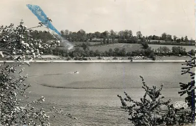 Lago da Haute-Vienne — vista panorâmica — editor REO, número de série não legível