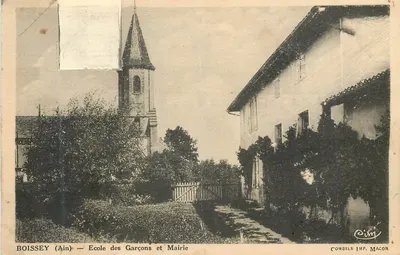 CPA Boissey (Ain) Ecole des Garcons et Mairie