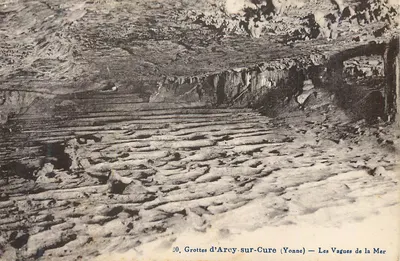 Grutas de Arcy-sur-Cure (Yonne) — As Ondas do Mar