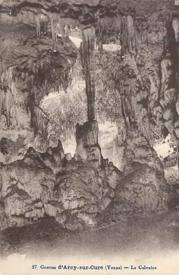 Grutas de Arcy-sur-Cure (Yonne) — O Calvário