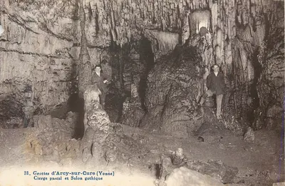 Grutas de Arcy-sur-Cure (Yonne) — Círio Pascal e Salão Gótico — n°31