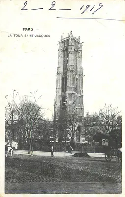 Paris — Torre Saint-Jacques — editor não visível