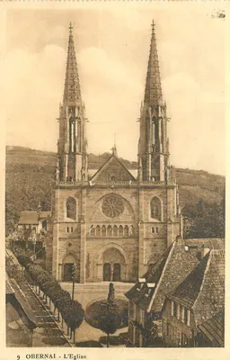Obernai - A Igreja — vista da igreja com suas duas torres