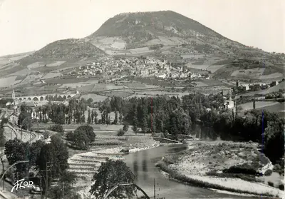 Vila ao pé de uma montanha — vista panorâmica — editor H. FLOR, n° 103