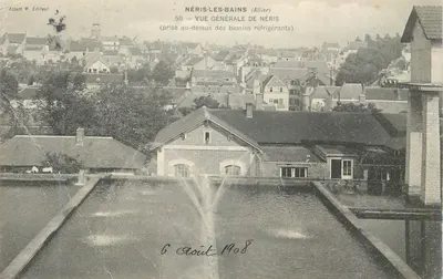 Bilhete postal antigo Neris Les Bains (Allier) Vista Geral de Neris (Pirse abaixo dos Banhos Refrescantes)