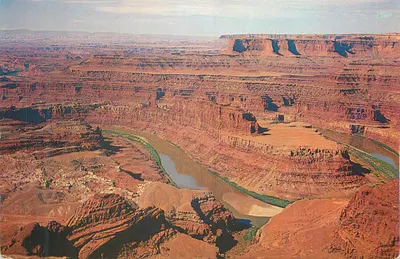 Grande Canyon — vista aérea do rio Colorado — editor não identificado