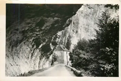 Bilhete postal moderno A Vale do Cele — Cabrerets (Lot) — O Túnel da Pescalerie