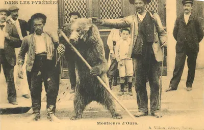 Mostradores de Urso — Nas Pirineus — A. Villatte, editor, Tarbes