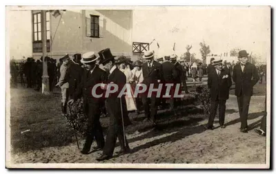Cerimônia militar — desfile de oficiais — editor desconhecido