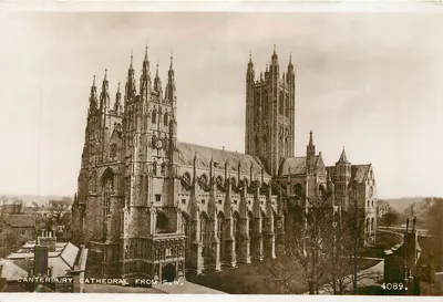 Catedral de Canterbury — vista do S.-O. — editor: Frank & Co. — n° 4089