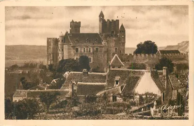 Castelo de Théojac — vista panorâmica — Théojac