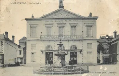 Lillebonne (S.-I.) — A Prefeitura — E. Michel, fot., Lillebonne