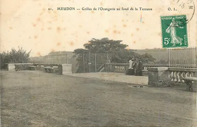 Meudon — Grades da Orangerie no fundo da Terrasse — O.L.