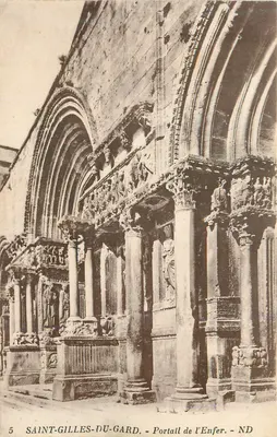 Saint-Gilles-du-Gard — Portal do Inferno — ND