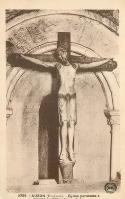 Auzon (Hte-Loire) — Cristo do século XVII — Igreja paroquial