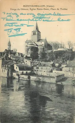 Montmorillon (Vienne) — Virgem do Castelo, Igreja Nossa Senhora, Praça do Tertler — editor não visível