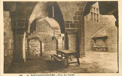 Haut-Kœnigsbourg — Cour des Gardes — editor não identificado, n° 20