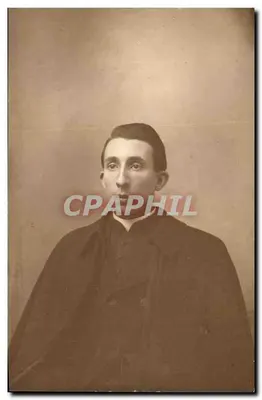 Retrato de um jovem homem em traje escuro — editor não identificado, número de série não visível