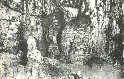 Gruta da Gruta da Gruta — vista interior — editor não identificado, número de série ilegível