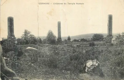 Bilhete postal antigo Coluna do Templo Romano em Izernore