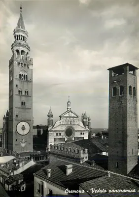 Cremona — Veduta panoramica — editor não visível