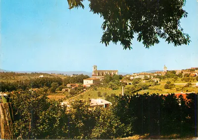 Vista panorâmica de Saint-Émilion — editor não visível