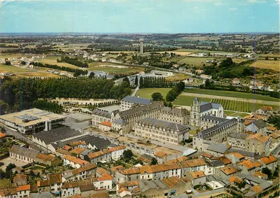 Sainte-Croix-sur-Mer — vista aérea — editor não visível
