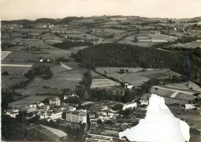 Vista aérea de Sainte-Christie — França — editor desconhecido, número de série ilegível