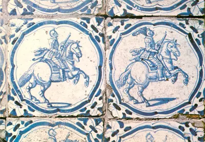 Ilusão de ótica de cavaleiros armados — azulejos azuis e brancos — Portugal
