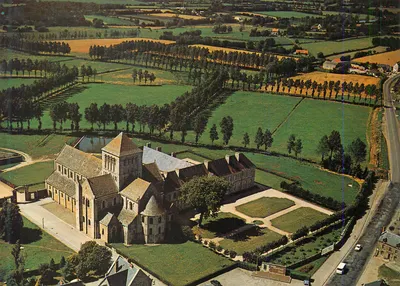 Abadia de São Martinho de Laon — vista aérea — editor não visível