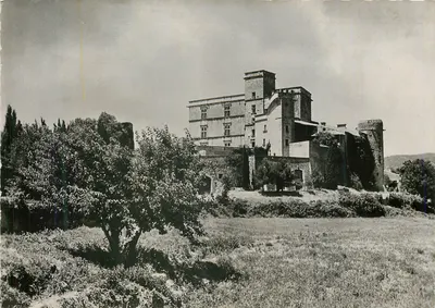 Castelo de Montfaucon — vista geral — editor desconhecido