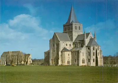 Abadia de Jumièges — vista geral — editor não visível