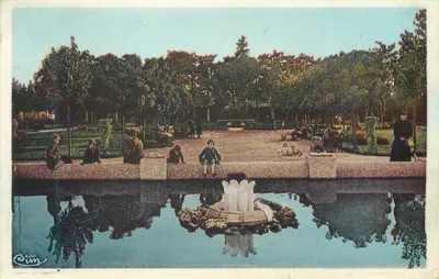 Jardim do Luxembourg — Vista do lago com fonte — editor Cimm