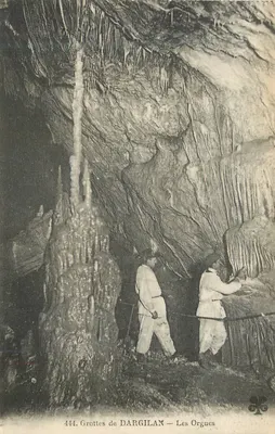 Grutas de DARGILAN — Os Órgãos