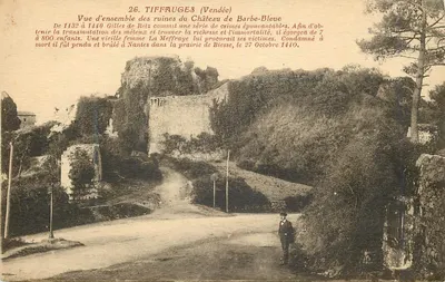 Tiffauges (Vendée) — Ruínas do Castelo de Barbe-Bleue — Edições Tiffauges, n°26