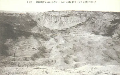 Berry-au-Bac — Le Cote 108 — Um entonnoir