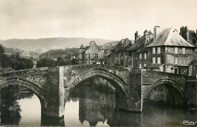 Ponte de Gollinac — vista sobre o rio — editor Oimy