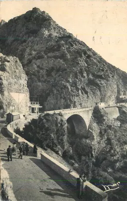Ponte sobre o caminho para o mar — Monte Argentario — editor desconhecido