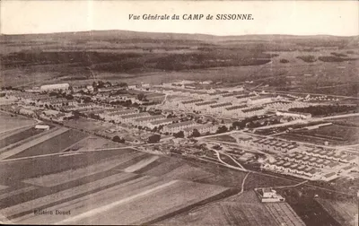 Bilhete postal antigo Vista geral do campo de Sissonne