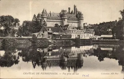 Château de Pierrefonds — Vue prise du Lac — Collections ND Phot